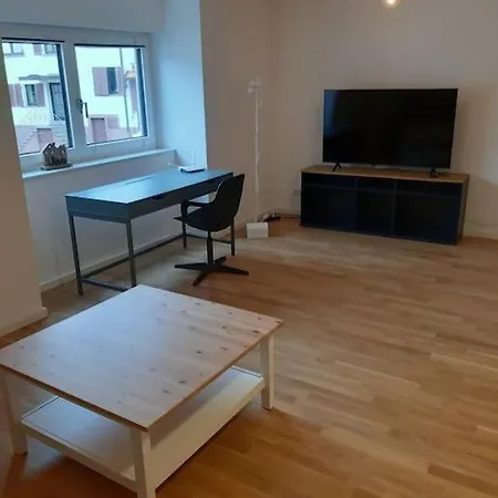 Hochwertige Zwei-Zimmer-Wohnung In Waldbronn Exterior foto