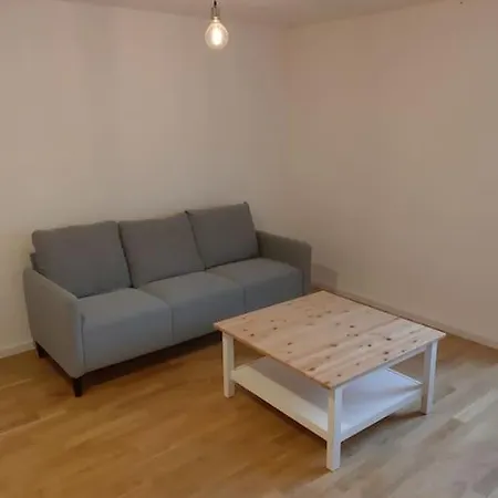 Hochwertige Zwei-Zimmer-Wohnung In Waldbronn Exterior foto