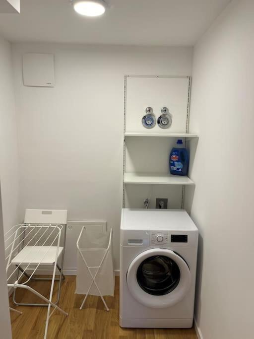 Hochwertige Zwei-zimmer-wohnung In